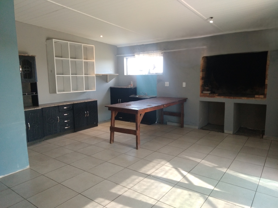 To Let 2 Bedroom Property for Rent in Vredenburg Rural Western Cape